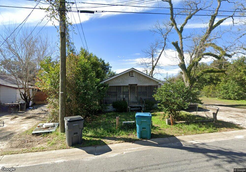 320 N Butler St, Camilla, GA 31730 - photo 1