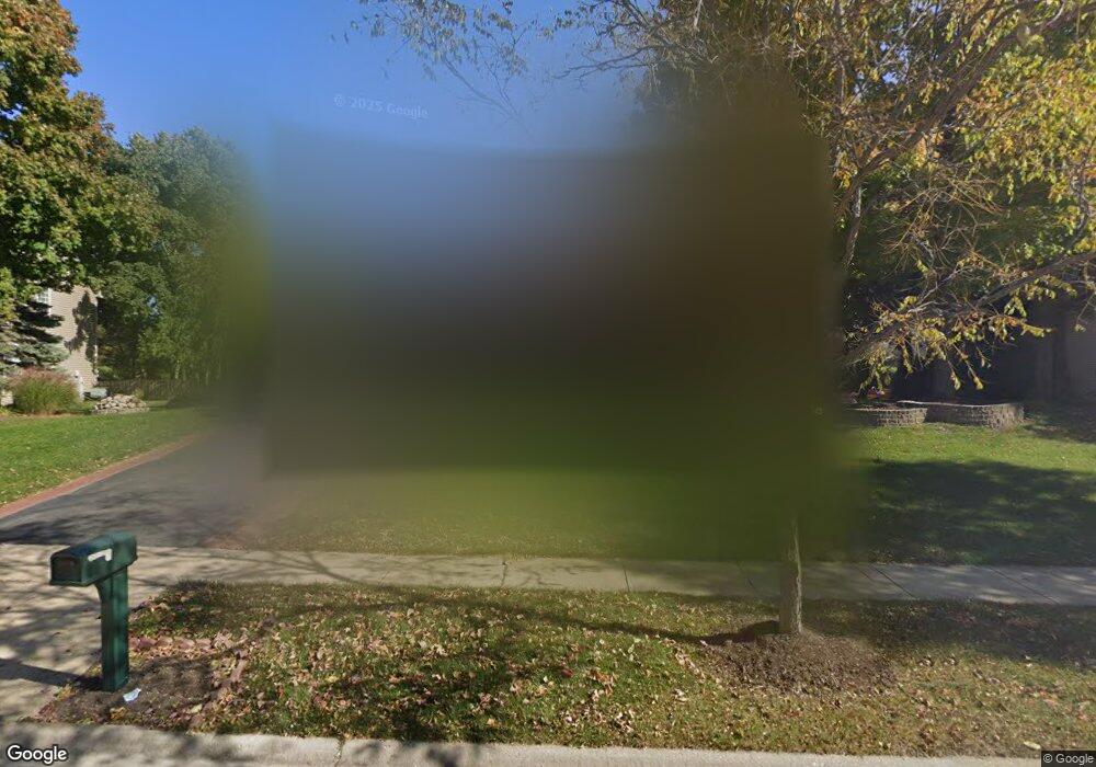 195 S Oakleaf Rd, Algonquin, IL 60102 - photo 1