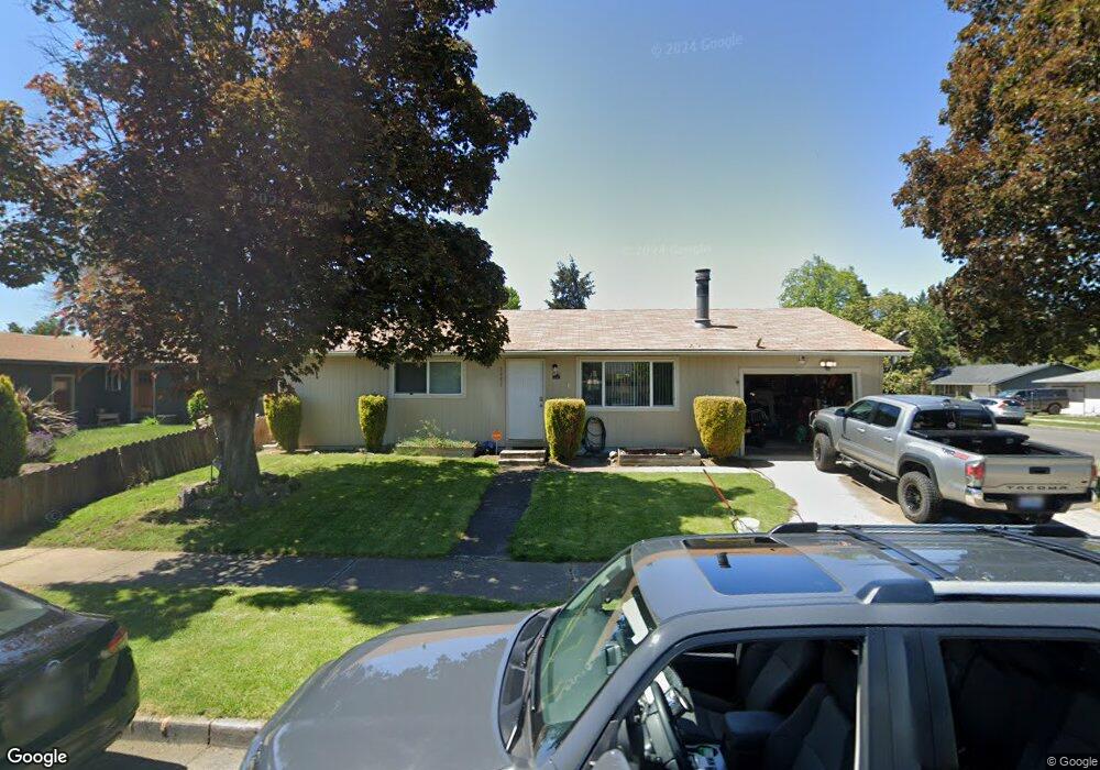 2989 Far West Ave, Medford, OR 97501 - photo 1