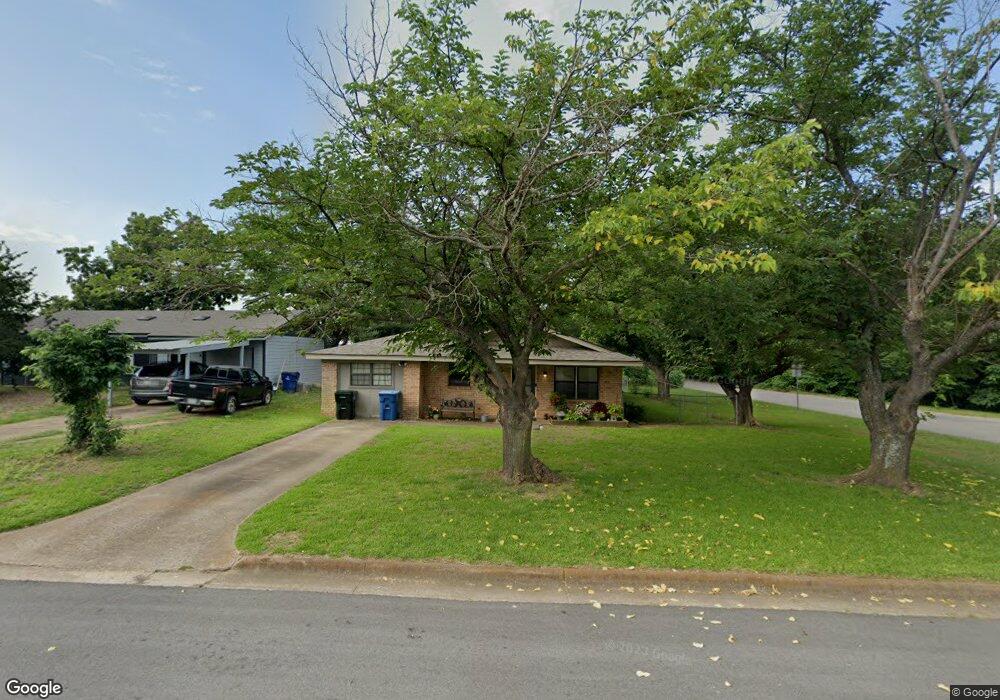 400 Knob Cir, Denison, TX 75021 - photo 1