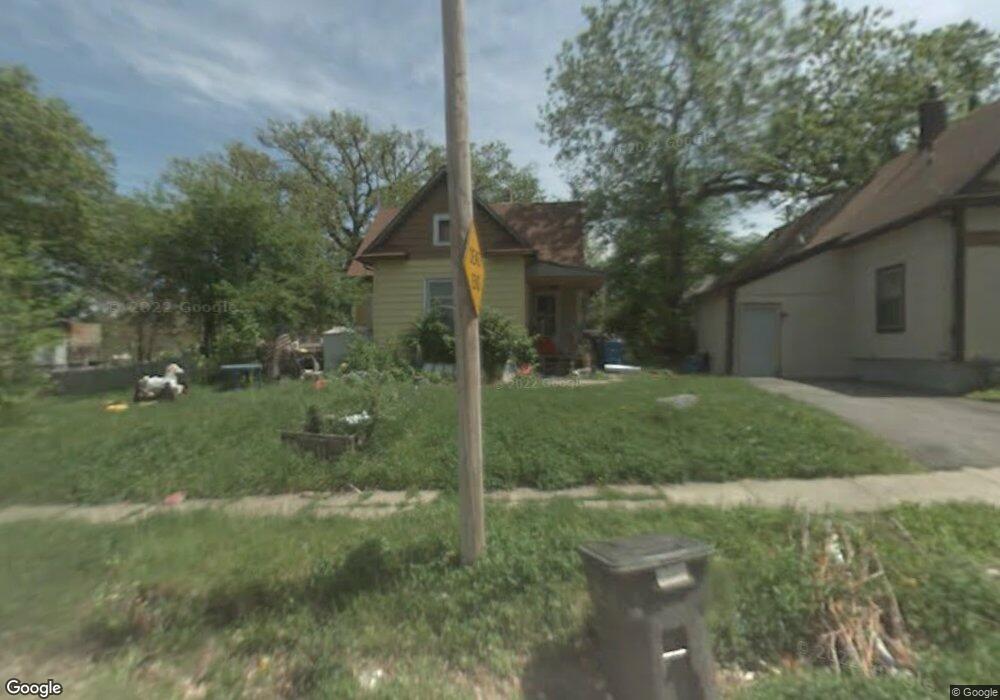 1909 11th St, Des Moines, IA 50314 - photo 1