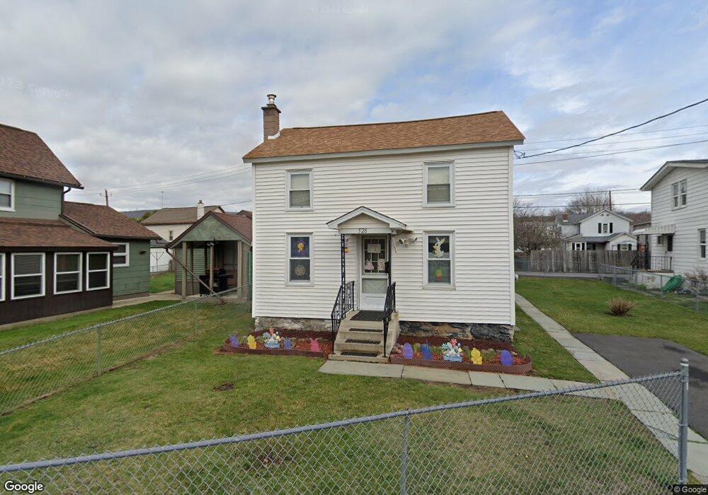 528 Mill St, Peckville, PA 18452 - photo 1