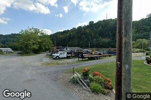 406 High St, Mannington, WV 26582