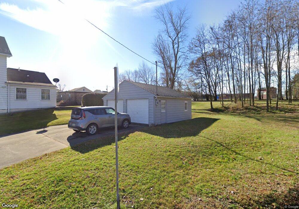 678 Swallow St, Kingston, PA 18704 - photo 1