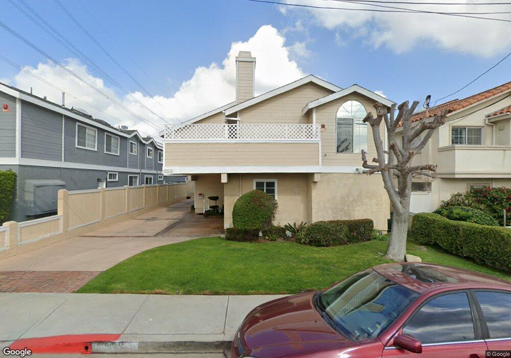 2513 Rockefeller Ln unit 1, Redondo Beach, CA 90278 - photo 1