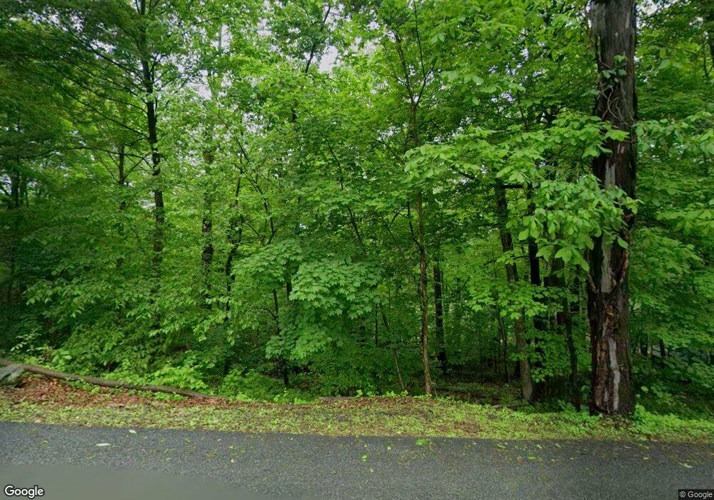 301 Washington Rd, Bechtelsville, PA 19505 - photo 1