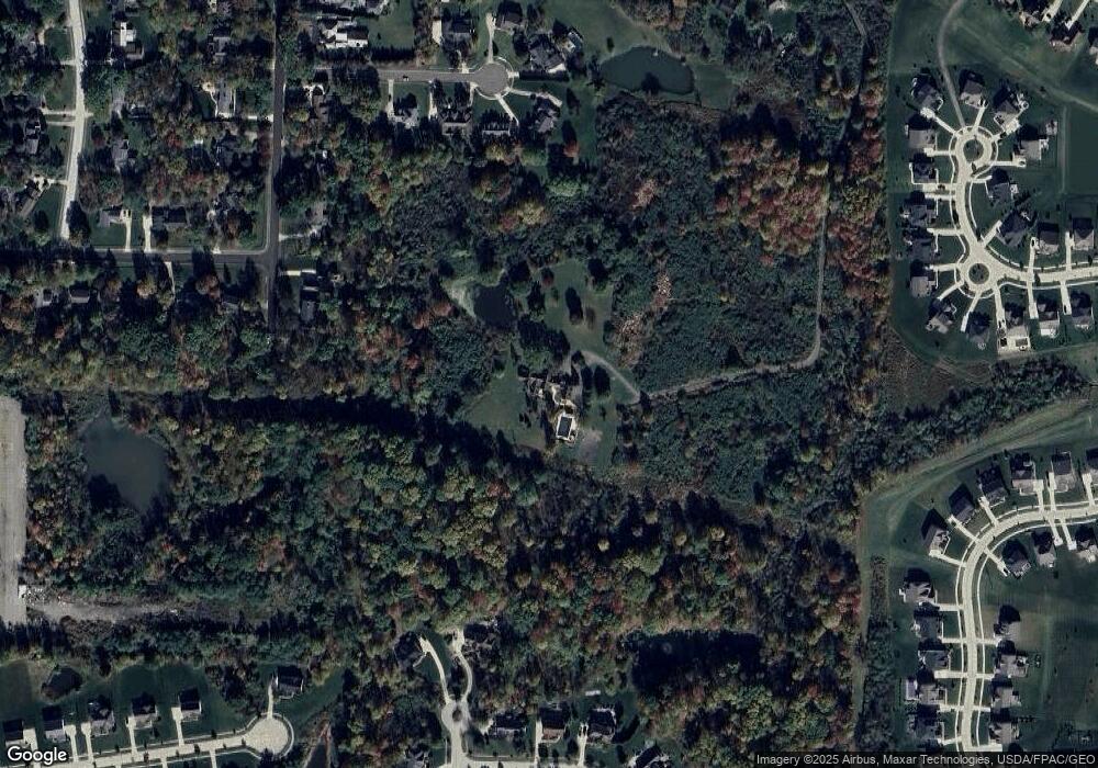 511 E Pioneer Trail, Aurora, OH 44202 - photo 1