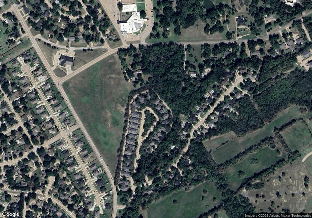 818 Oak Creek Ct, Ennis, TX 75119 - photo 1