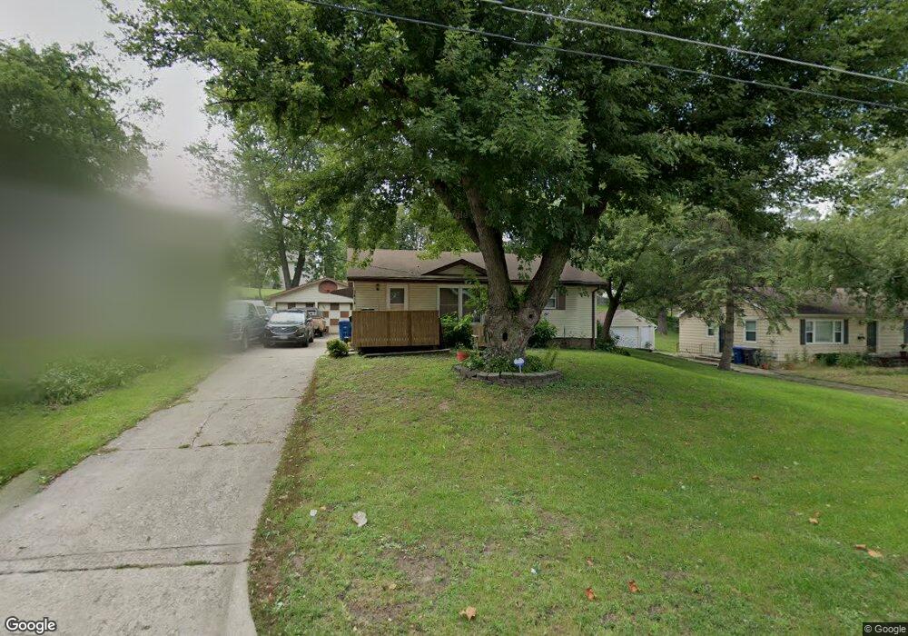 2414 SE 6th St, Des Moines, IA 50315 - photo 1