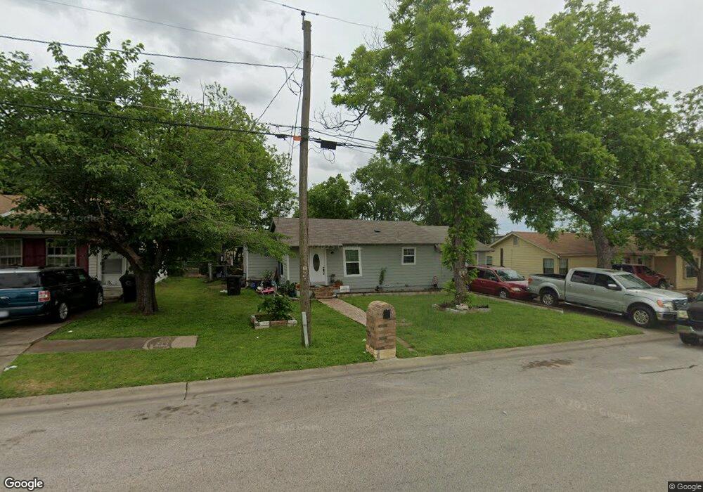 110 Ramsey Ave, Cleburne, TX 76031 - photo 1