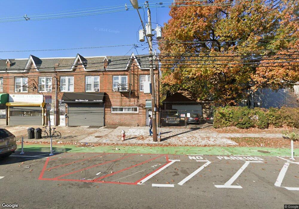 227 Lexington Ave, Jersey City, NJ 07304 - photo 1