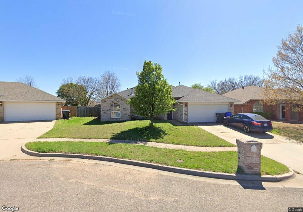 1128 Sparrow Hawk Dr, Norman, OK 73072 - photo 1