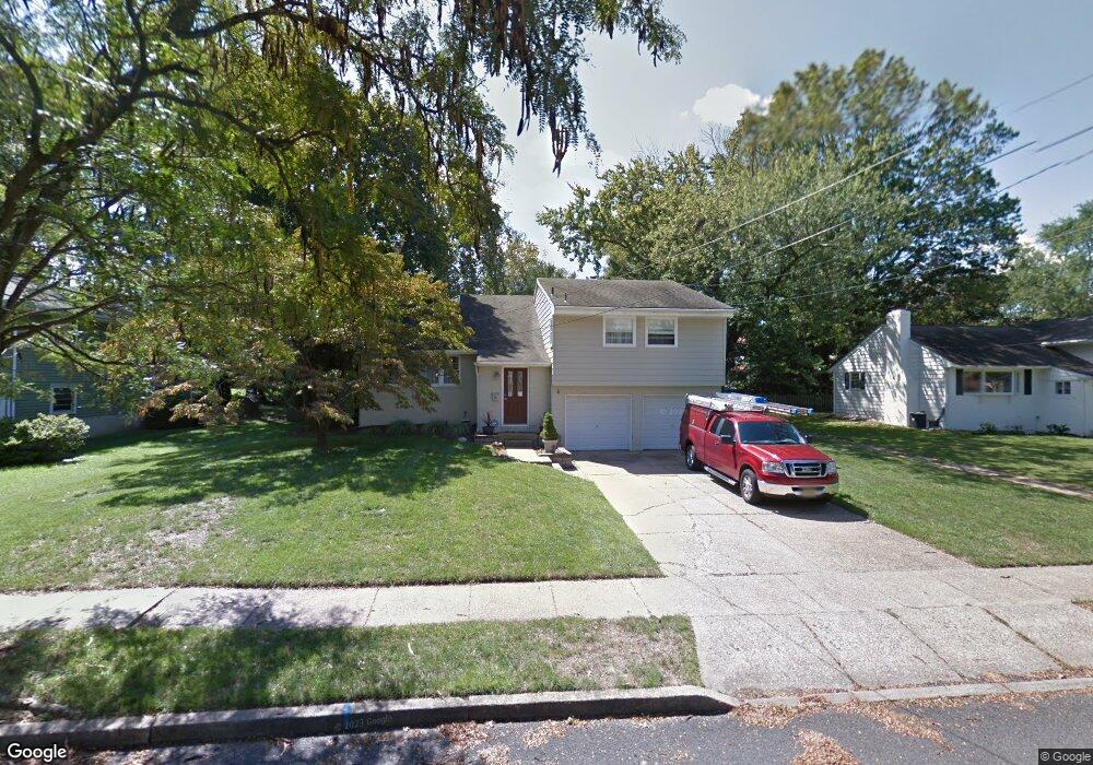 111 Hedgerow Dr, Cherry Hill, NJ 08002 - photo 1