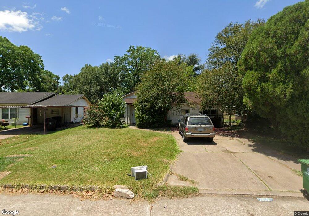 10914 Eddyrock St, Houston, TX 77089 - photo 1