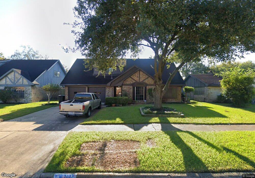 10302 Kirkhill Dr, Houston, TX 77089 - photo 1