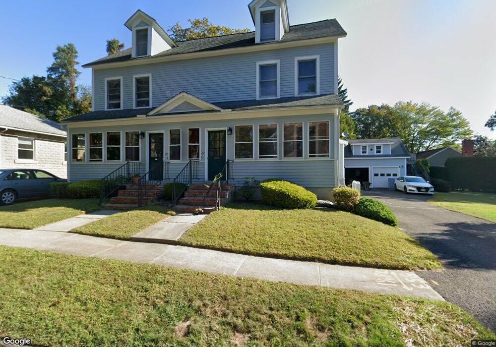 22 Cedar St, Northampton, MA 01060 - photo 1