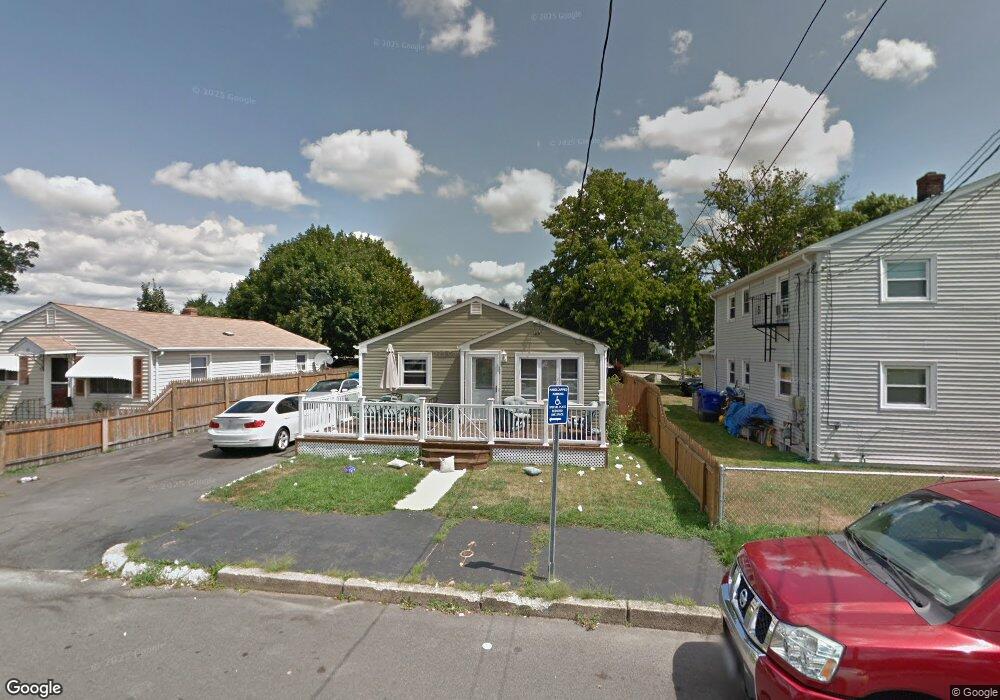 17 Garrity St, Pawtucket, RI 02861 - photo 1