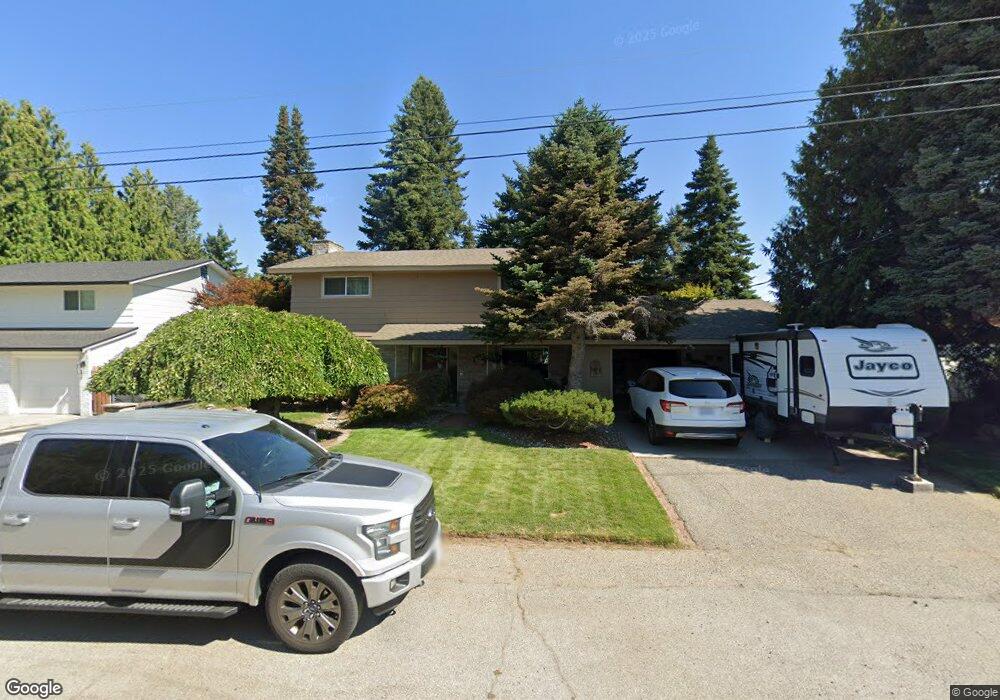 1423 2nd St SE, East Wenatchee, WA 98802 - photo 1