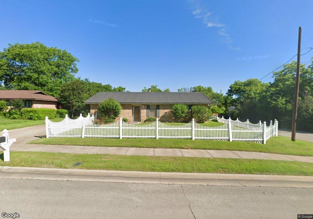 1202 Poindexter Ave, Cleburne, TX 76033 - photo 1