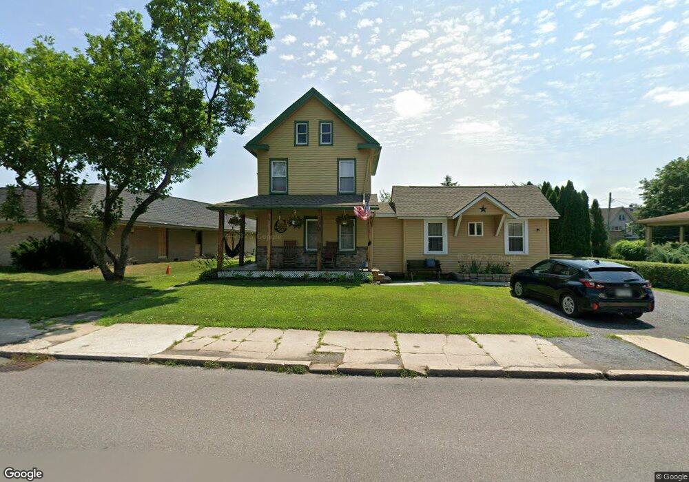 423 Mahoning St, Lehighton, PA 18235 - photo 1