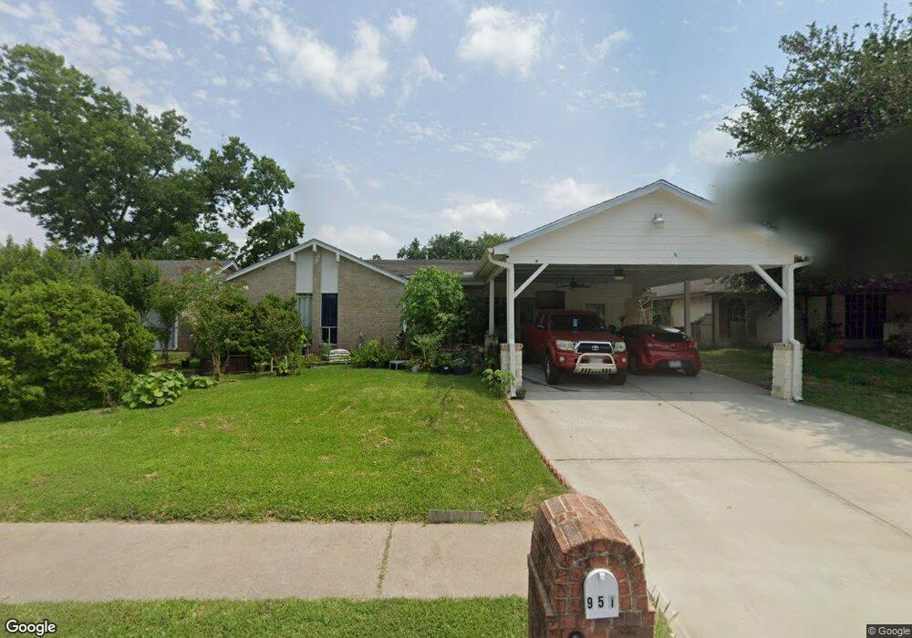 951 Fallbrook Dr, Houston, TX 77038 - photo 1