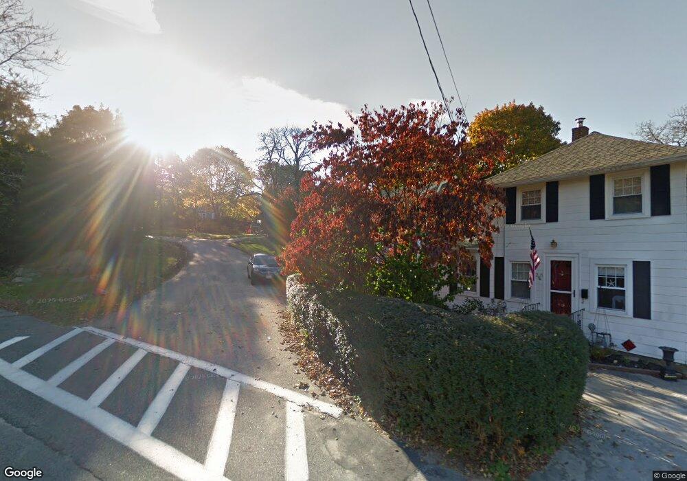 212 Hull St, Hingham, MA 02043 - photo 1