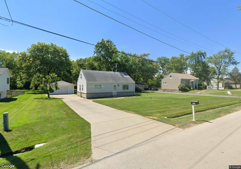 10124 Potter Rd, Des Plaines, IL 60016 - photo 1