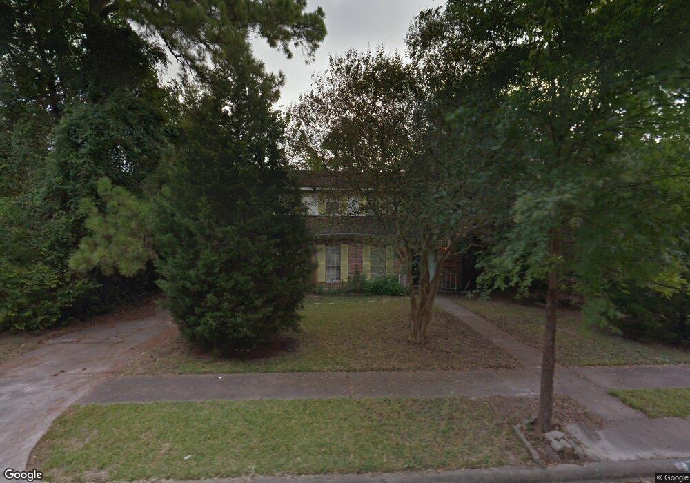 7438 Deep Forest Dr, Houston, TX 77088 - photo 1