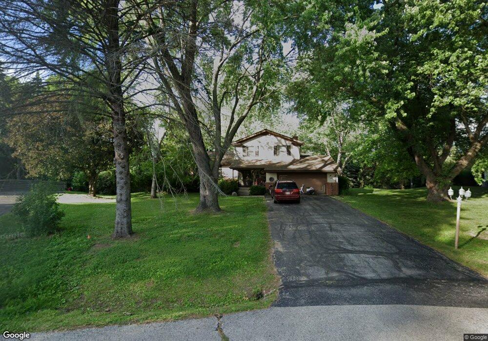 2130 Elm Tree Rd, Elm Grove, WI 53122 - photo 1