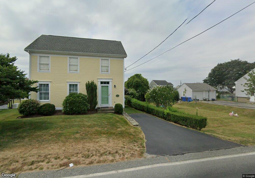 61 Wolcott Ave, Middletown, RI 02842 - photo 1