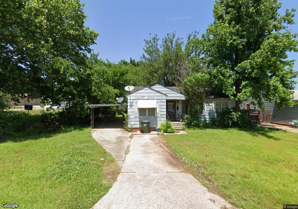 1204 E 6th St, Cushing, OK 74023 - photo 1