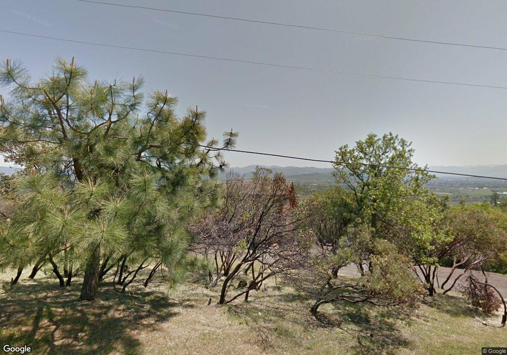 1133 Mt Castle Dr, Eagle Point, OR 97524 - photo 1