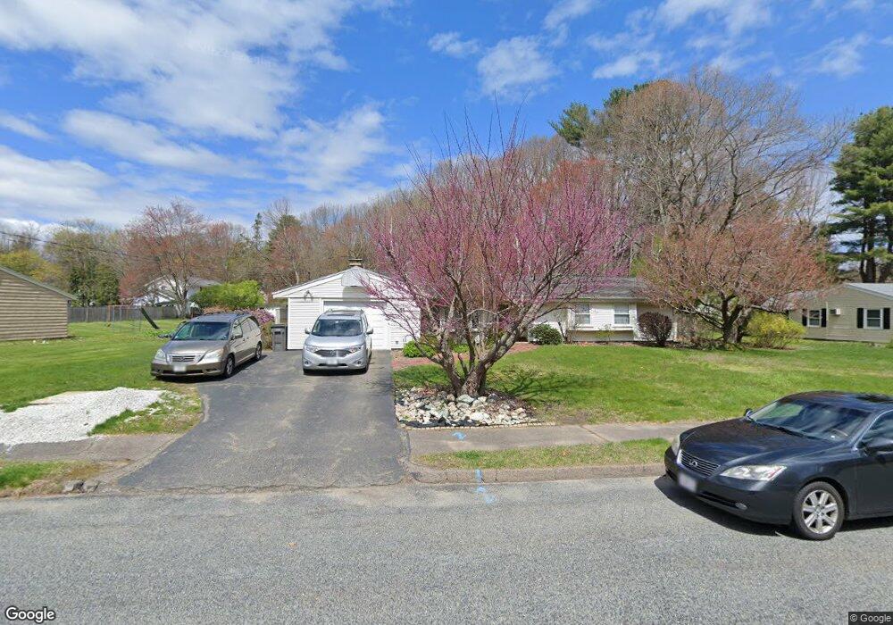 11 Larnis Rd, Framingham, MA 01701 - photo 1