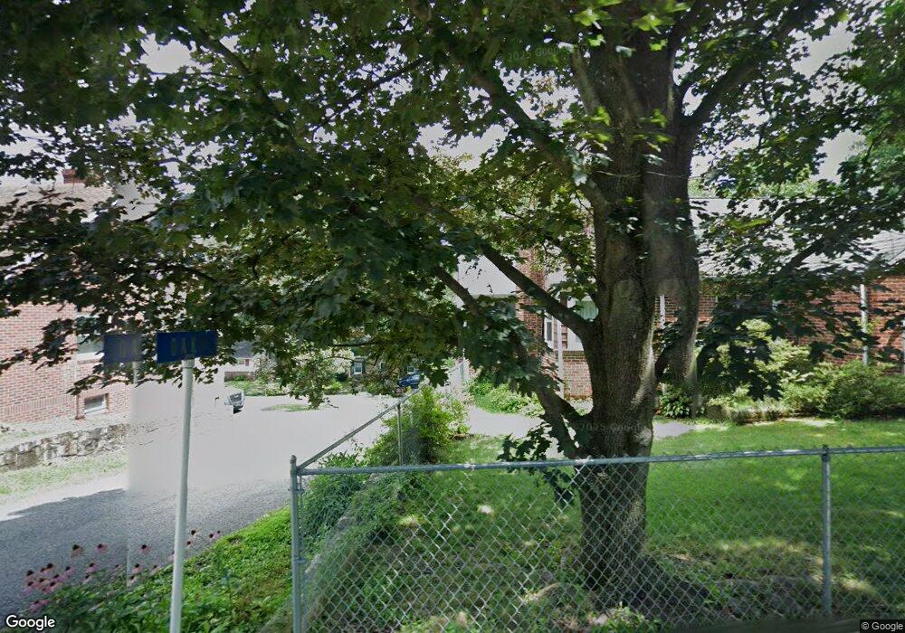 604 Rockwell St, Berkeley Springs, WV 25411 - photo 1