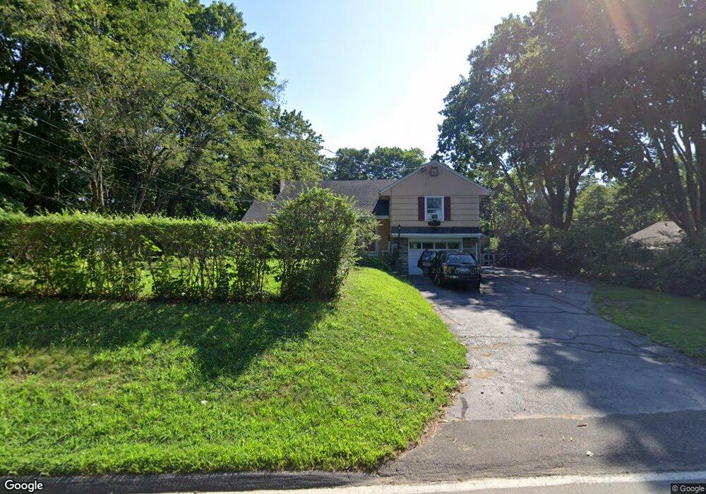 4 Town Woods Rd, Old Lyme, CT 06371 - photo 1