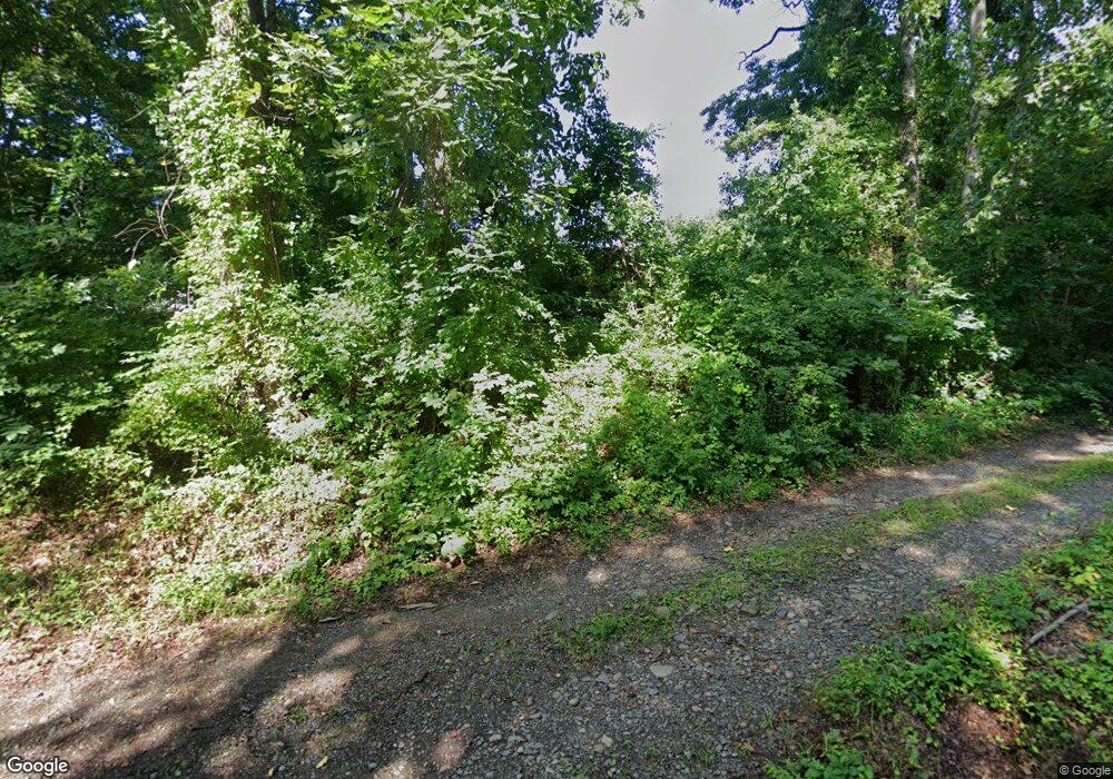 724 West St, Guilford, CT 06437 - photo 1