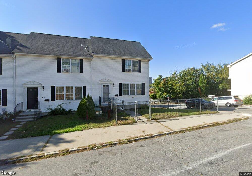 2 Blake St, Worcester, MA 01604 - photo 1