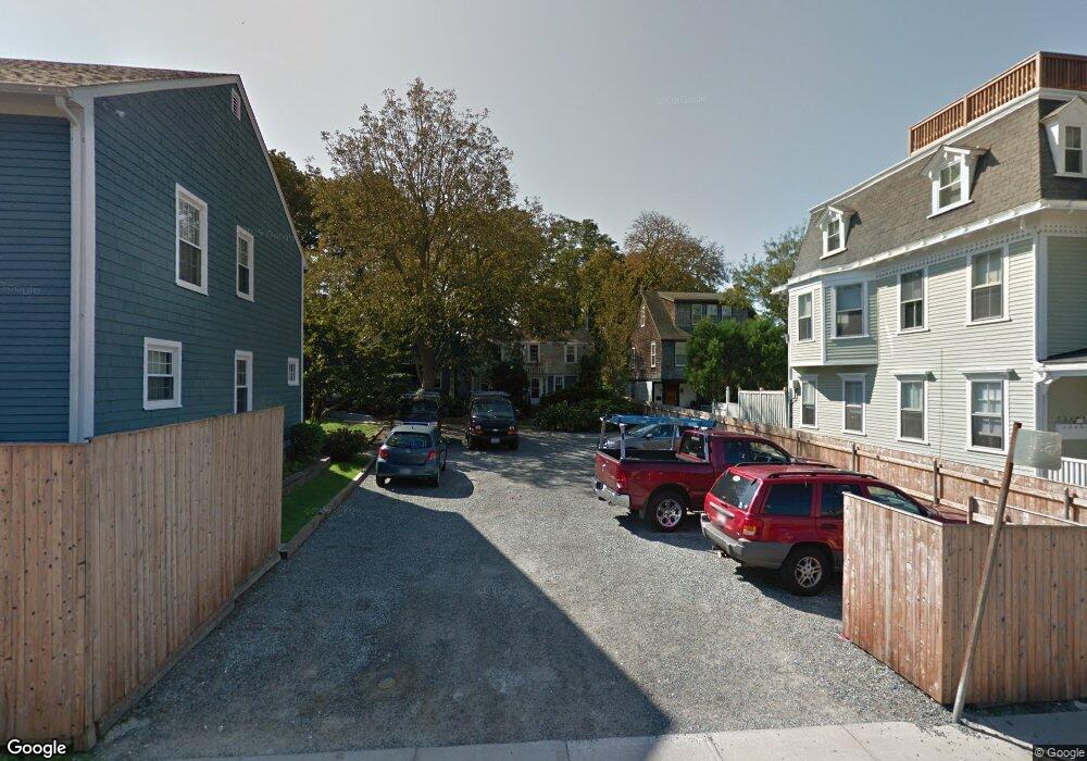 2 Osborne Ct unit 7, Newport, RI 02840 - photo 1