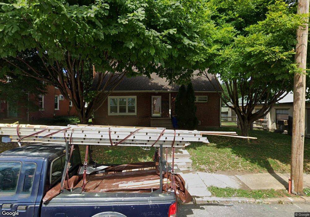 713 N Maxwell Ave, Frederick, MD 21701 - photo 1