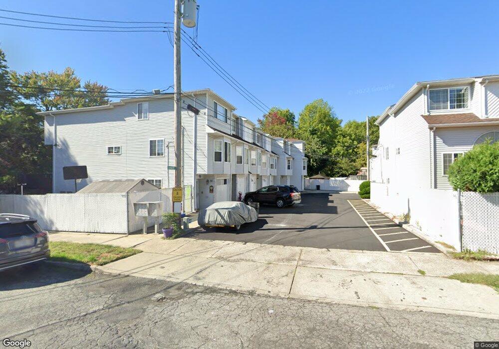 46 Linda Ln, Staten Island, NY 10312 - photo 1