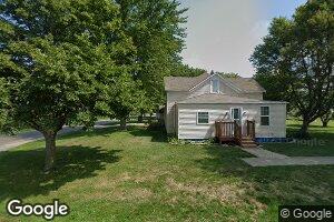 100 Corn St, Emden, IL 62635