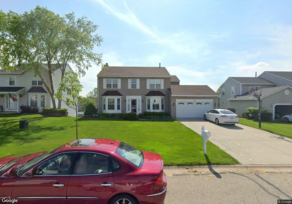 1031 Mcphee Dr, Lake In the Hills, IL 60156 - photo 1