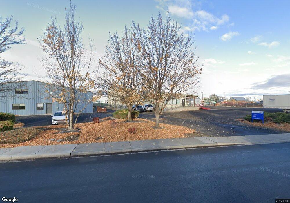 229 SE Franklin St, Redmond, OR 97756 - photo 1