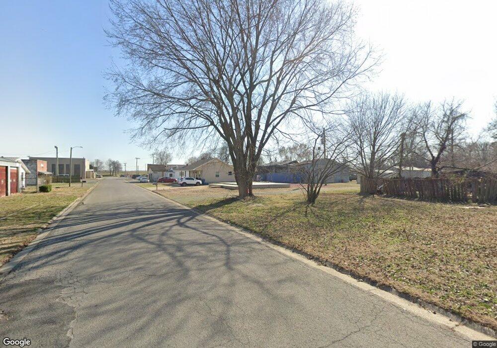 324 Powell Ave, New Madrid, MO 63869 - photo 1