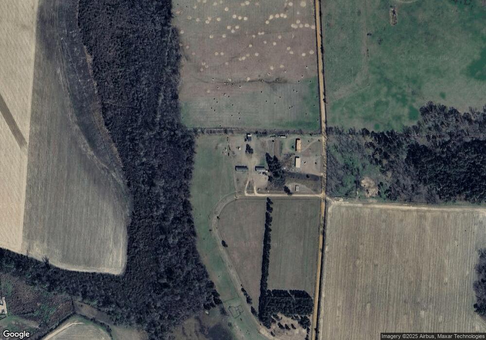 121 Pebble Rd, Ocilla, GA 31774 - photo 1