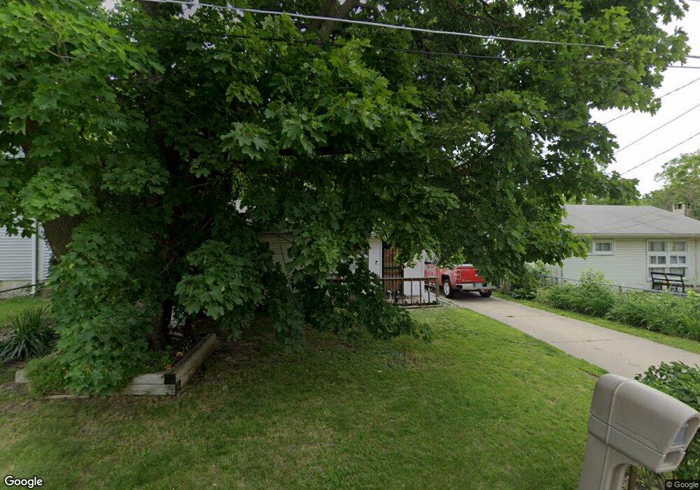 1269 E 37th Ct, Des Moines, IA 50317 - photo 1