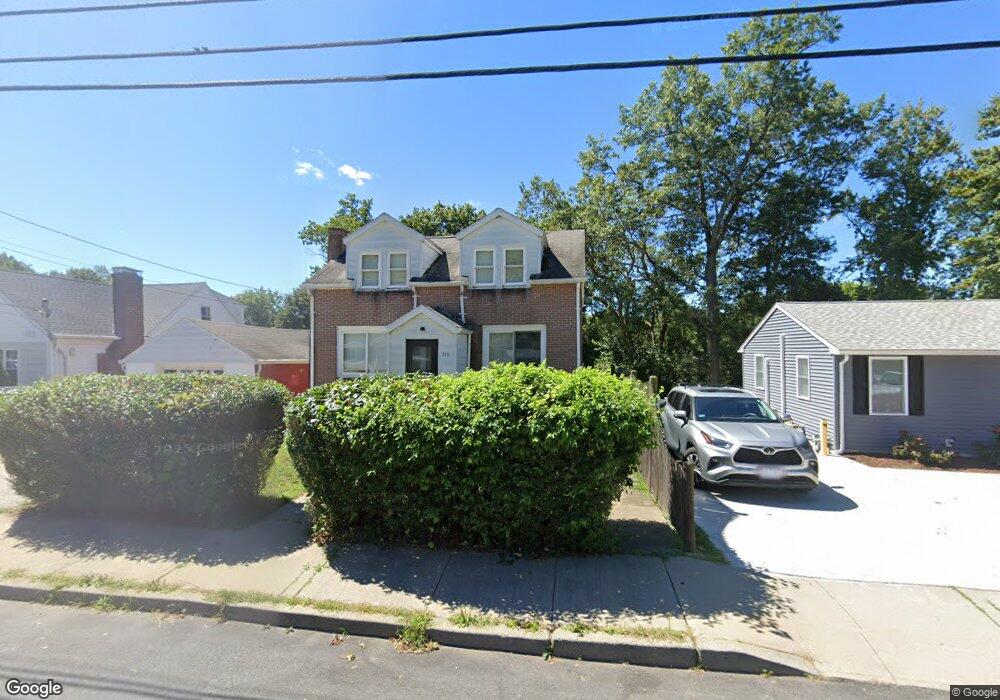 318 Waterman Ave, Smithfield, RI 02917 - photo 1