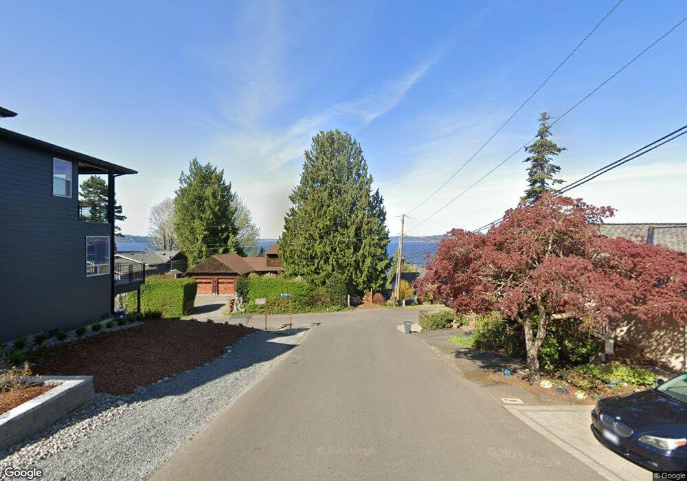 705 S 272nd St, Des Moines, WA 98198 - photo 1