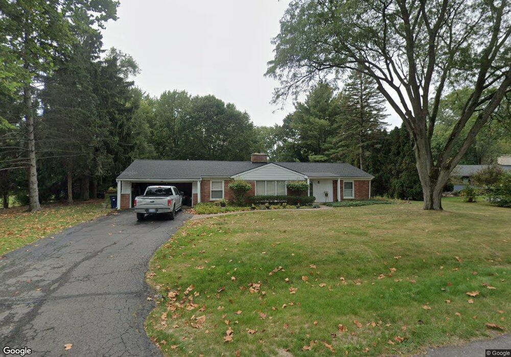 5526 Westwood Ln, Bloomfield Hills, MI 48301 - photo 1