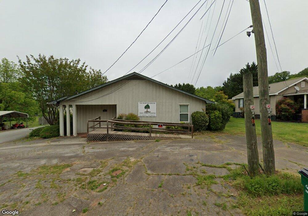 437 Wayside St S, Cornelia, GA 30531 - photo 1